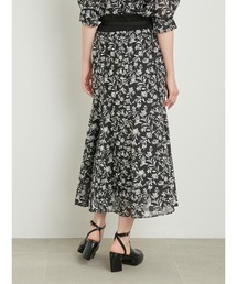 LILY BROWN(リリーブラウン)の「刺繍マーメイドスカート LILY BROWN(リリーブラウン)の「刺繍マーメイドスカート