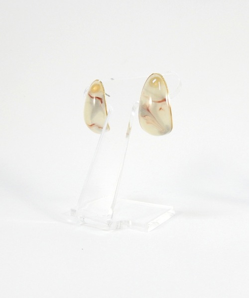 The Rule(ザルール)の「The Rule ザルール : UNCHANGED staple pierced earring : フープ ピアス(ピアス(両耳用)・レディース・ブラウン/ベージュ・FREE)」の7枚目の写真