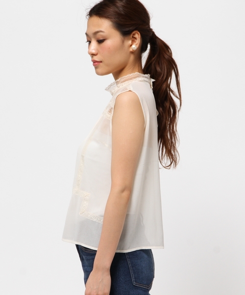 CROON A SONG（クルーンアソング）の「ﾉｰｽﾘｰﾌﾞｼﾌｫﾝﾚｰｽﾌﾞﾗｳｽ（シャツ/ブラウス・レディース・ホワイト/ブラック/ネイビー・38）」の11枚目の写真