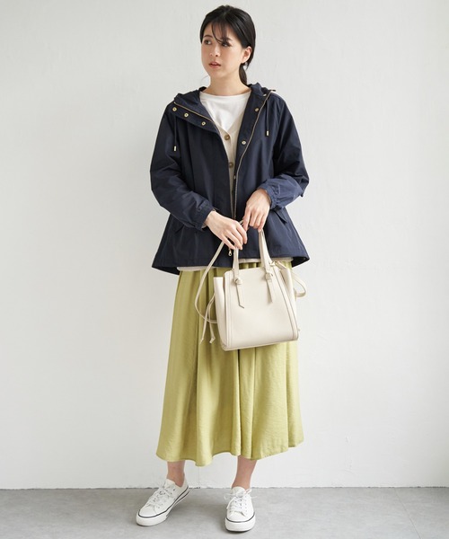 ikka(イッカ)の「撥水マウンテンパーカー(マウンテンパーカー・レディース・ベージュ/ネイビー/オフホワイト/オリーブ・S/M/L)」の15枚目の写真