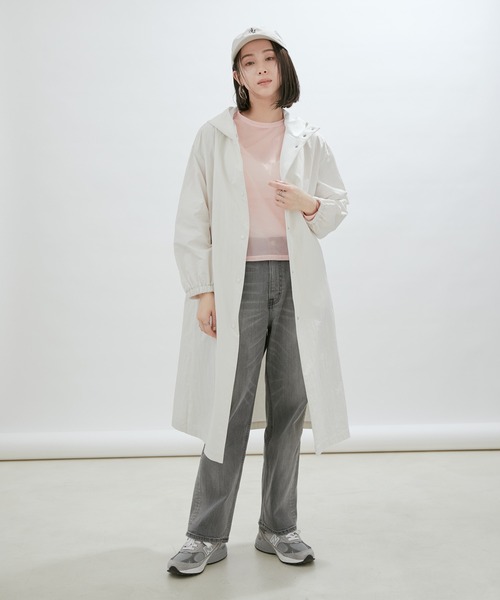 SALON adam et rope'(サロン アダム エ ロペ)の「【WEB限定】【手洗い可能】リップストップロングフードコート/ロングマウンテンパーカー(マウンテンパーカー・レディース・チャコールグレー/オフホワイト・FREE)」の7枚目の写真