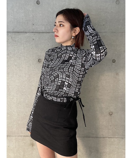 ENVYM(アンビー)の「EロゴスキンTOPS(Tシャツ/カットソー・レディース・ホワイト/ブラック・FREE)」の9枚目の写真