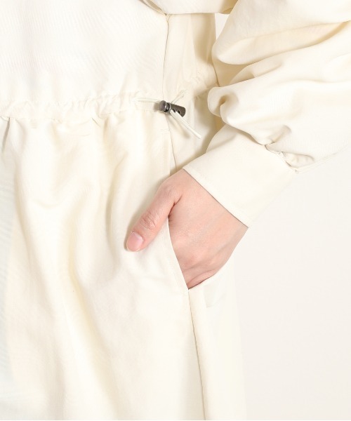 cepo（セポ）の「バンドカラー ワッシャーロングコート（その他アウター・レディース・オフホワイト/オリーブ・M）」の5枚目の写真