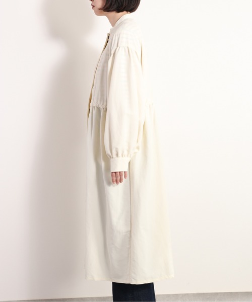 cepo（セポ）の「バンドカラー ワッシャーロングコート（その他アウター・レディース・オフホワイト/オリーブ・M）」の8枚目の写真