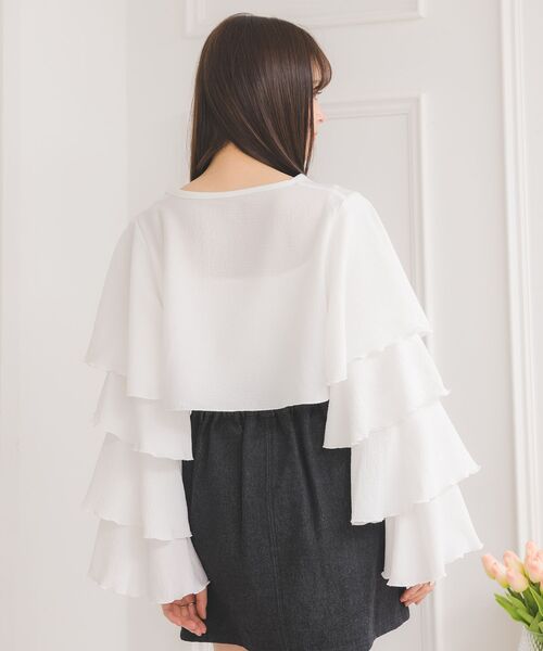 ems excite（エムズエキサイト）の「フリルスリーブボレロ&キャミSET（シャツ/ブラウス・レディース・ナチュラル/ホワイト/ブラック・FREE）」の11枚目の写真