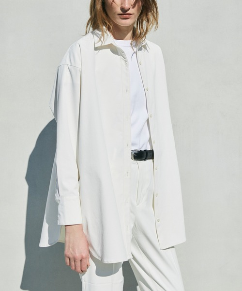 CEL ANSWER（シーイーエルアンサー）の「オーバーサイズテーラードシャツ（シャツ/ブラウス・レディース・ホワイト/ネイビー・FREE）」の11枚目の写真
