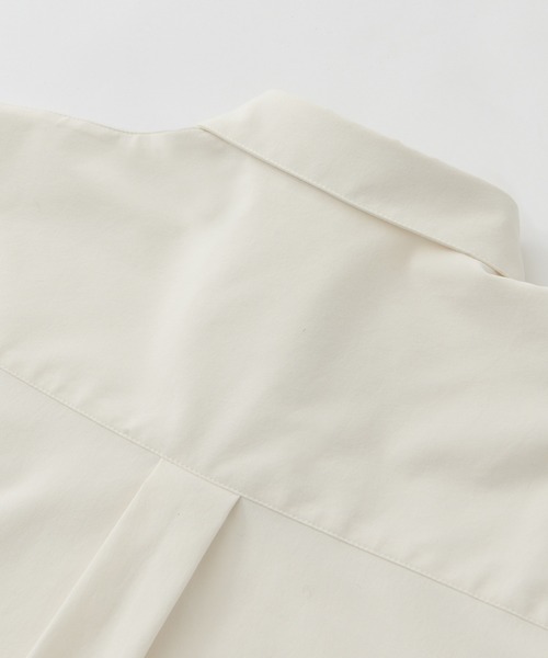 CEL ANSWER（シーイーエルアンサー）の「オーバーサイズテーラードシャツ（シャツ/ブラウス・レディース・ホワイト/ネイビー・FREE）」の14枚目の写真