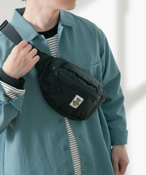 ITEMS URBANRESEARCH（アイテムズ アーバンリサーチ）の「WILD WALLETS　Fanny Pack（ショルダーバッグ・メンズ・ブラック/グリーン/ブルー/ベージュ系その他・-）」の5枚目の写真