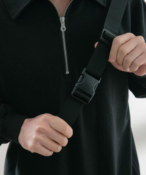 ITEMS URBANRESEARCH（アイテムズ アーバンリサーチ）の「WILD WALLETS　Fanny Pack（ショルダーバッグ・メンズ・ブラック/グリーン/ブルー/ベージュ系その他・-）」の16枚目の写真