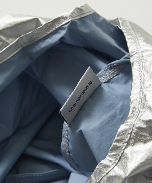 BAGGU（バグー）の「BAGGU/バグゥ BABY BAGGU メタリック/ ナイロン ベイビーバグゥメタリック（エコバッグ/サブバッグ・メンズ・パープル/シルバー/ゴールド/その他/ピンク/ブルーグリーン/サックスブルー・ONE SIZE）」の10枚目の写真