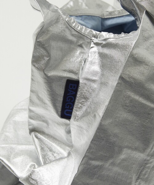 BAGGU（バグー）の「BAGGU/バグゥ BABY BAGGU メタリック/ ナイロン ベイビーバグゥメタリック（エコバッグ/サブバッグ・メンズ・パープル/シルバー/ゴールド/その他/ピンク/ブルーグリーン/サックスブルー・ONE SIZE）」の11枚目の写真