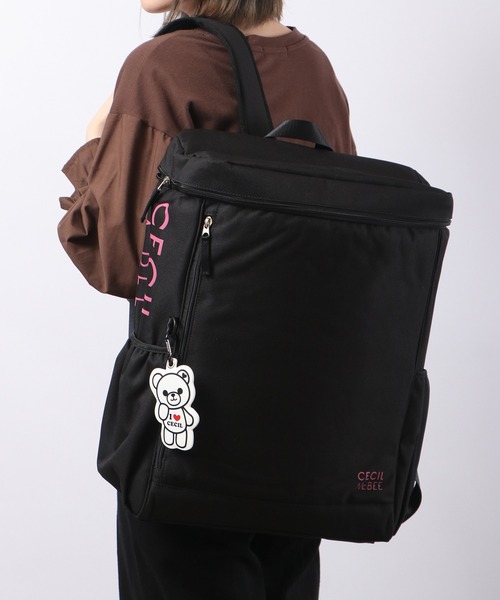 CECIL McBEE（セシルマクビー）の「ポリキャンスクエアリュック（バックパック/リュック・レディース・ピンク/ブラック・F）」の2枚目の写真