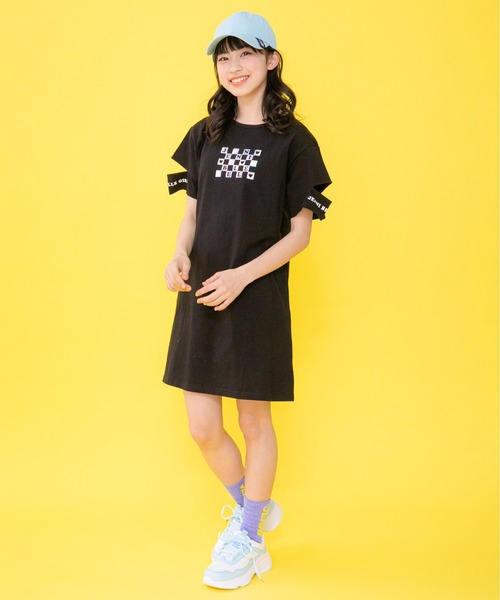 JENNI belle（ジェニィベル）の「【WEB限定】袖スリットワンピ（ワンピース・キッズ・ブラック/ミント・150cm/140cm/130cm/160cm）」の3枚目の写真