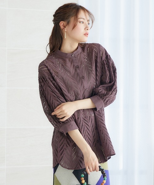 miclat（ミクラ）の「大きいサイズ　カットワークレースシャツ　miclat（シャツ/ブラウス・レディース・ブラウン/ブルー系/オフホワイト・5L/4L/3L/L/LL）」の20枚目の写真