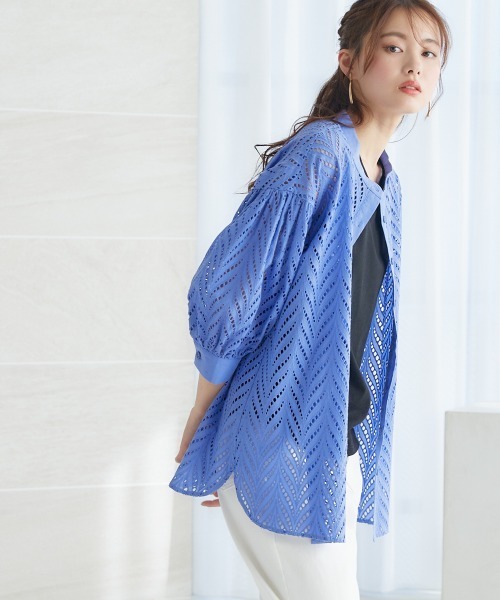 miclat（ミクラ）の「大きいサイズ　カットワークレースシャツ　miclat（シャツ/ブラウス・レディース・ブラウン/ブルー系/オフホワイト・5L/4L/3L/L/LL）」の18枚目の写真