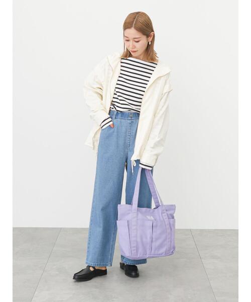 Samansa Mos2 blue（サマンサモスモスブルー）の「キャンバスアウトポケットトートバッグ（ハンドバッグ・レディース・ブラック/ラベンダー/キナリ・ﾌﾘ-）」の6枚目の写真