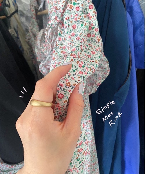 whim(ウィム)の「Simple Mat Ring-シンプルリング-(リング・レディース・シルバー/ゴールド・FREE)」の5枚目の写真