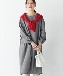 ギャザー使いゆるワンピース