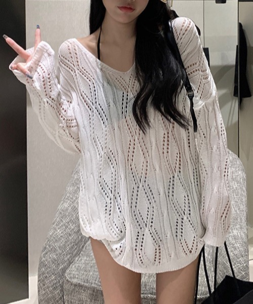 Achic（アシック）の「メッシュ透かし編みVネックニットプルオーバー（ニット/セーター・レディース・ブラック/ホワイト・M）」の22枚目の写真