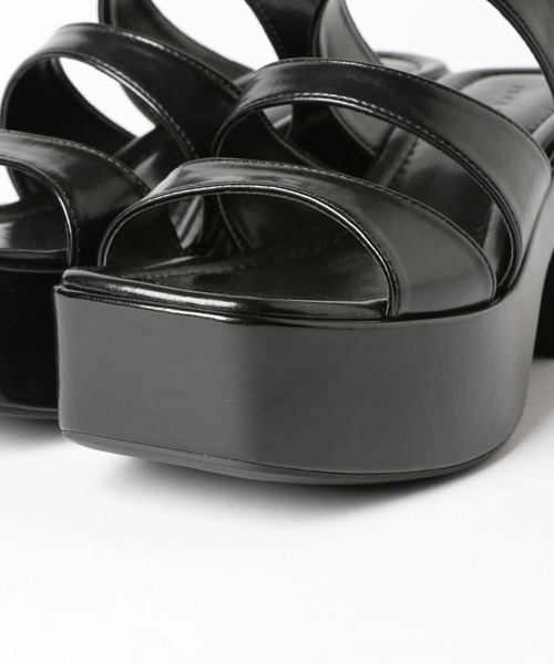 LOWRYS FARM(ローリーズファーム)の「ストラップフウサンダル 964190(サンダル・レディース・オレンジ/ブラック/アイボリー・MEDIUM/LARGE)」の11枚目の写真