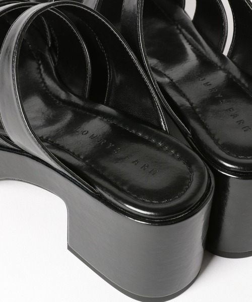 LOWRYS FARM(ローリーズファーム)の「ストラップフウサンダル 964190(サンダル・レディース・オレンジ/ブラック/アイボリー・MEDIUM/LARGE)」の12枚目の写真