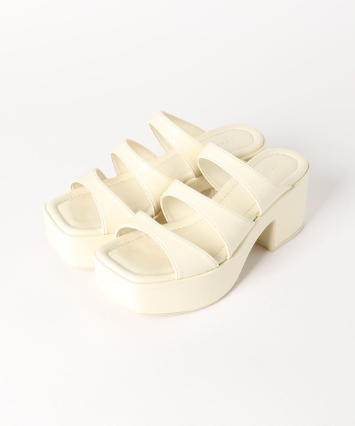 LOWRYS FARM(ローリーズファーム)の「ストラップフウサンダル 964190(サンダル・レディース・オレンジ/ブラック/アイボリー・MEDIUM/LARGE)」の4枚目の写真