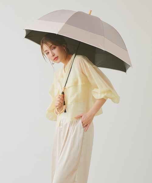 macocca(マコッカ)の「完全遮光 UVカット100% 晴雨兼用 竹手元 タッセル付き 長傘 パイピング切替(長傘・レディース・オフホワイト/モカ/グレイッシュベージュ・FREE)」の2枚目の写真