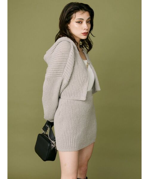 EVRIS（エヴリス）の「リブニットミニスカート【セットアップ着用可能】（スカート・レディース・グレー/ブラック/ベージュ・FREE）」の5枚目の写真