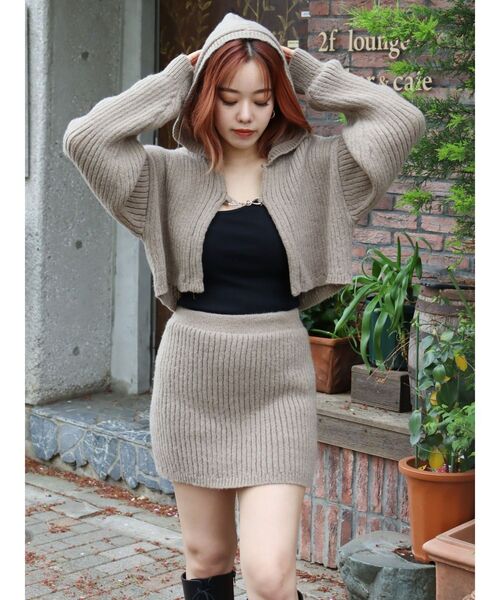 EVRIS（エヴリス）の「リブニットミニスカート【セットアップ着用可能】（スカート・レディース・グレー/ブラック/ベージュ・FREE）」の13枚目の写真