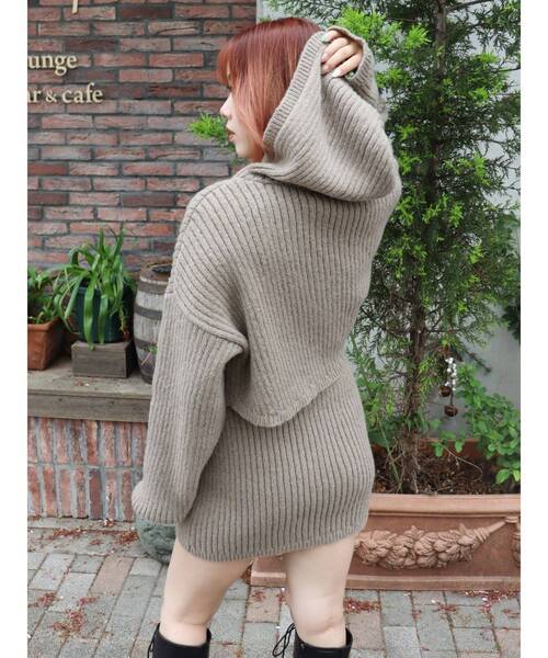 EVRIS（エヴリス）の「リブニットミニスカート【セットアップ着用可能】（スカート・レディース・グレー/ブラック/ベージュ・FREE）」の14枚目の写真