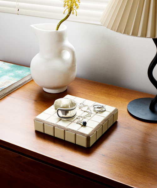 journal standard Furniture （ジャーナルスタンダードファニチャー）の「《WEB限定》【coloris tile/クロリタイル】JSF別注 PLATE M アクセサリートレー（ステーショナリー・レディース・イエロー・FREE）」の22枚目の写真