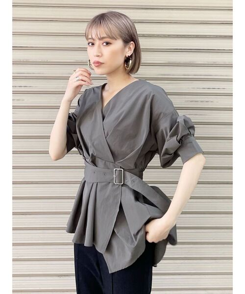 MURUA（ムルーア）の「カシュクールペプラムシャツ（シャツ/ブラウス・レディース・モカ/ホワイト/ブラック・FREE）」の18枚目の写真