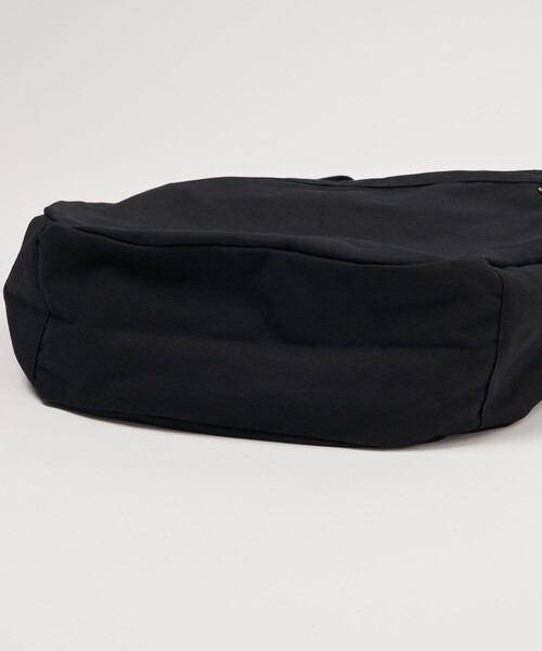 FREAK'S STORE（フリークスストア）の「キャンバス ニュースペーパーバッグ/ワンポイントDカン付き ビッグキャンバス ワークショルダーバッグ（ショルダーバッグ・メンズ・ホワイト/ブラック/ベージュ/オリーブ/ナチュラル・ONE SIZE）」の10枚目の写真