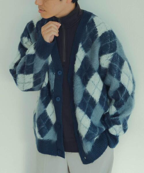 ITEMS URBANRESEARCH（アイテムズ アーバンリサーチ）の「アーガイルモヘア オーバーサイズニットカーディガン（ニット/セーター・メンズ・ブラウン/ネイビー/グレー・MEDIUM/LARGE）」の12枚目の写真