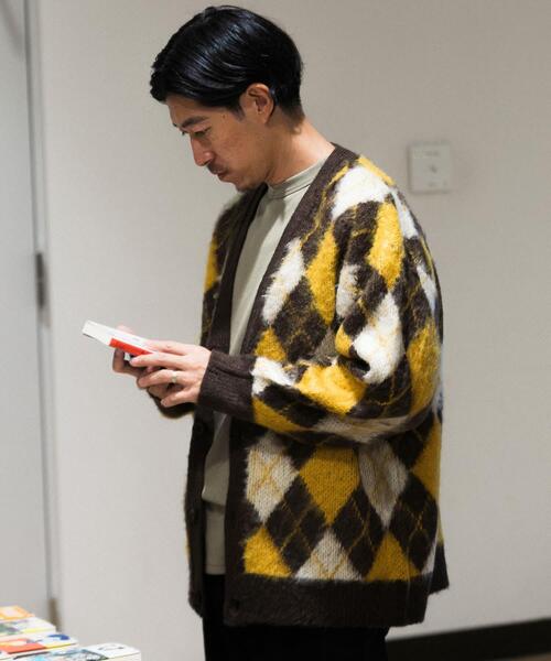 ITEMS URBANRESEARCH（アイテムズ アーバンリサーチ）の「アーガイルモヘア オーバーサイズニットカーディガン（ニット/セーター・メンズ・ブラウン/ネイビー/グレー・MEDIUM/LARGE）」の21枚目の写真
