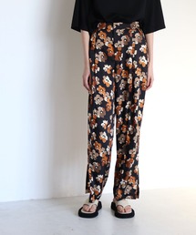 venit（ヴェニット）の「VENIT FLORAL PRINT PANTS（その他パンツ）」