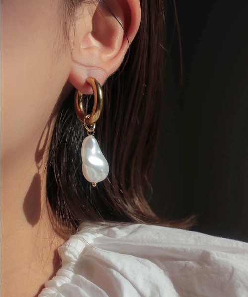 ebine(エビネ)の「金属アレルギー対応/Baroque Pearl Pierce/サージカルステンレスピアス(ピアス(両耳用)・レディース・シルバー/ゴールド・FREE)」の4枚目の写真