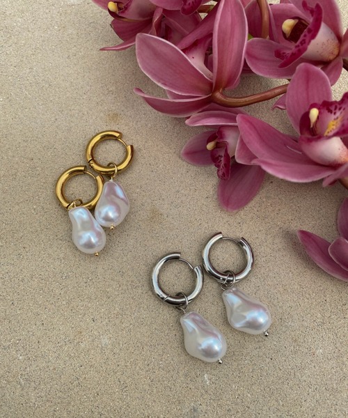 ebine(エビネ)の「金属アレルギー対応/Baroque Pearl Pierce/サージカルステンレスピアス(ピアス(両耳用)・レディース・シルバー/ゴールド・FREE)」の5枚目の写真