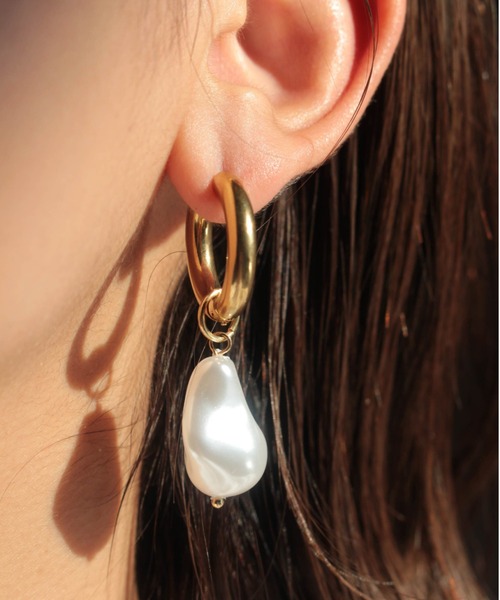 ebine(エビネ)の「金属アレルギー対応/Baroque Pearl Pierce/サージカルステンレスピアス(ピアス(両耳用)・レディース・シルバー/ゴールド・FREE)」の7枚目の写真