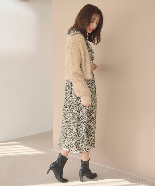 Feroux（フェルゥ）の「【洗える】シャギーショート カーディガン（カーディガン/ボレロ・レディース・レッド系/ベージュ系・F）」の4枚目の写真