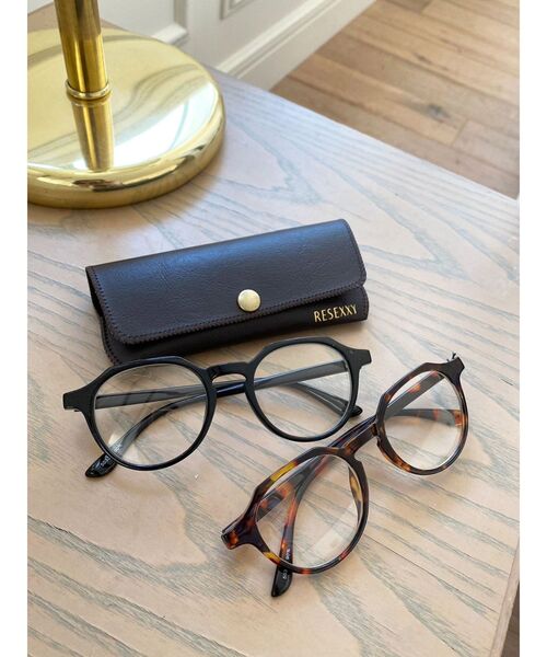 RESEXXY（リゼクシー）の「クリアレンズメガネ（メガネ・レディース・ブラック/ブラウン・FREE）」の4枚目の写真