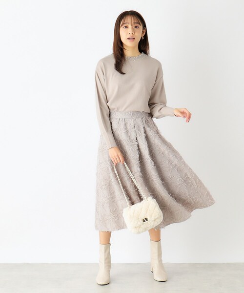 index（インデックス）の「◆≪5color≫ ビジューハイネックドルマンニット/ボリューム袖【洗濯機洗い可】（ニット/セーター・レディース・ピンク/ブルー系その他/ダークブラウン系7/ライトグレー/ホワイト系9・36/42/38/40）」の6枚目の写真