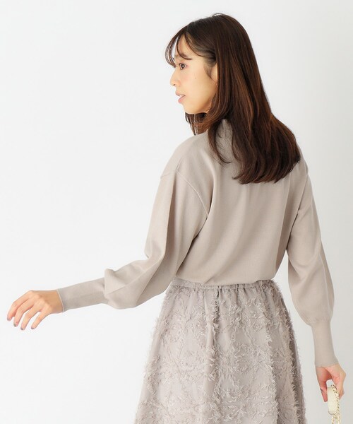 index（インデックス）の「◆≪5color≫ ビジューハイネックドルマンニット/ボリューム袖【洗濯機洗い可】（ニット/セーター・レディース・ピンク/ブルー系その他/ダークブラウン系7/ライトグレー/ホワイト系9・36/42/38/40）」の8枚目の写真