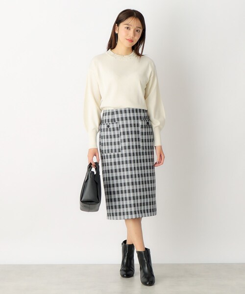 index（インデックス）の「◆≪5color≫ ビジューハイネックドルマンニット/ボリューム袖【洗濯機洗い可】（ニット/セーター・レディース・ピンク/ブルー系その他/ダークブラウン系7/ライトグレー/ホワイト系9・36/42/38/40）」の12枚目の写真