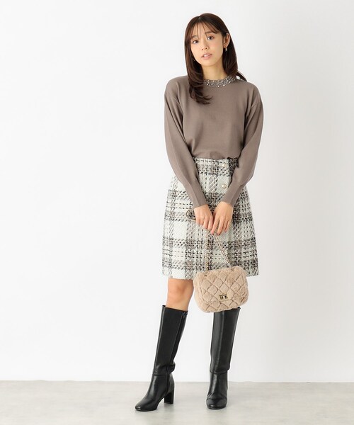 index（インデックス）の「◆≪5color≫ ビジューハイネックドルマンニット/ボリューム袖【洗濯機洗い可】（ニット/セーター・レディース・ピンク/ブルー系その他/ダークブラウン系7/ライトグレー/ホワイト系9・36/42/38/40）」の15枚目の写真
