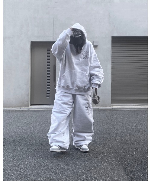 YACA(ヤーカ)の「yaca logo print hoodie/ヤーカロゴプリントフーディ(スウェット・レディース・ブラック/グレー/アッシュグレー・FREE)」の10枚目の写真