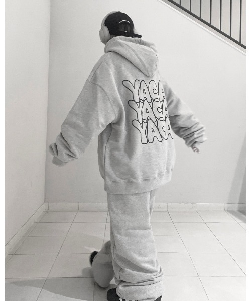 YACA(ヤーカ)の「yaca logo print hoodie/ヤーカロゴプリントフーディ(スウェット・レディース・ブラック/グレー/アッシュグレー・FREE)」の13枚目の写真