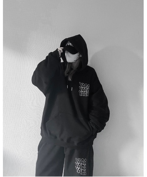YACA(ヤーカ)の「yaca logo print hoodie/ヤーカロゴプリントフーディ(スウェット・レディース・ブラック/グレー/アッシュグレー・FREE)」の16枚目の写真