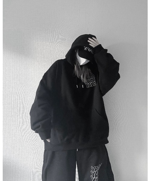YACA(ヤーカ)の「yaca logo print hoodie/ヤーカロゴプリントフーディ(スウェット・レディース・ブラック/グレー/アッシュグレー・FREE)」の18枚目の写真