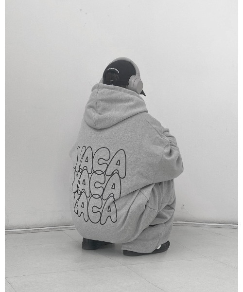 YACA(ヤーカ)の「yaca logo print hoodie/ヤーカロゴプリントフーディ(スウェット・レディース・ブラック/グレー/アッシュグレー・FREE)」の19枚目の写真